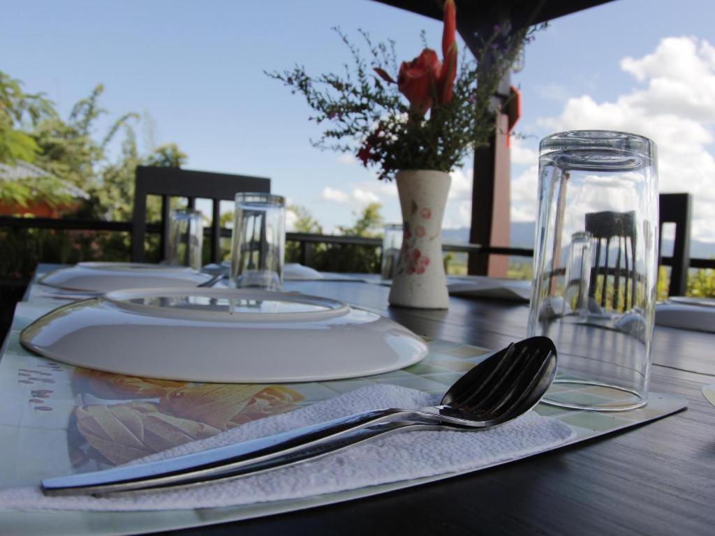Thaton Hill Resort Mae Ai Bagian luar foto
